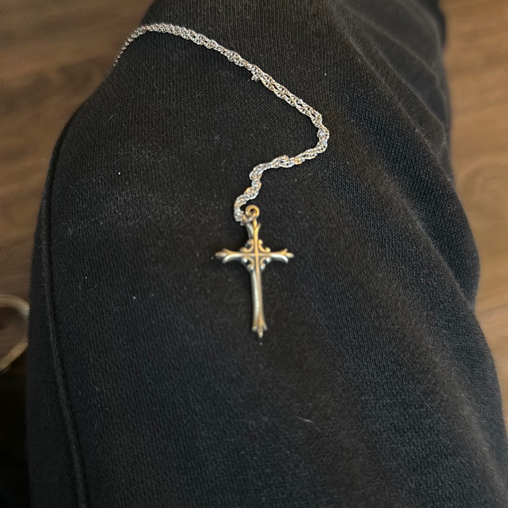 Sterling silver cross necklace